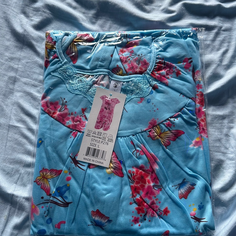 Floral Blue Nightgown